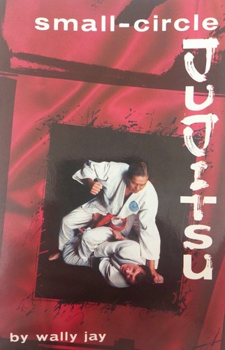 Small circle jitsu wally - small,