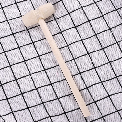 Small wooden hammer - hg,