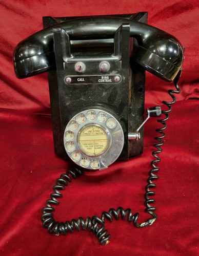 Vintage bakelite telephone - vintage,
