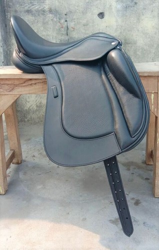 Black leather dressage - , saddle