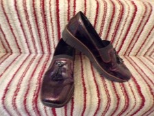 Ladies Burgundy rieker shoes size 39 PATENT WORN LIGHTLY