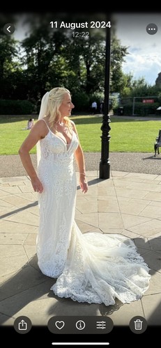 Stunning wedding dress size - dress,
