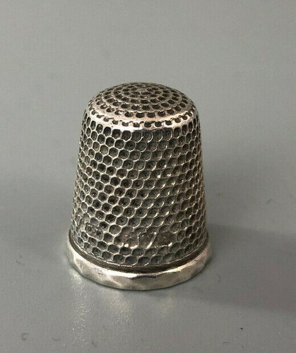Antique silver thimble - silver,