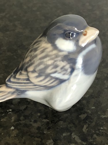 Stunning vintage royal - stunning,
