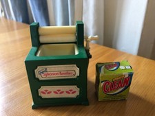 Sylvanian Families Vintage Washing Machine Mangle, UK 1989