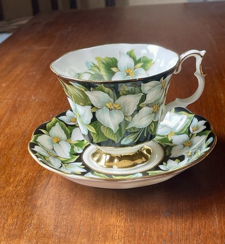 Royal albert trillium fine - albert,