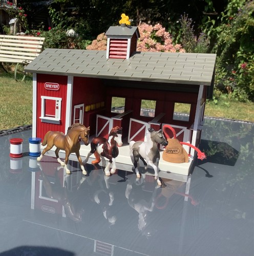 Breyer stable scale with - scale,