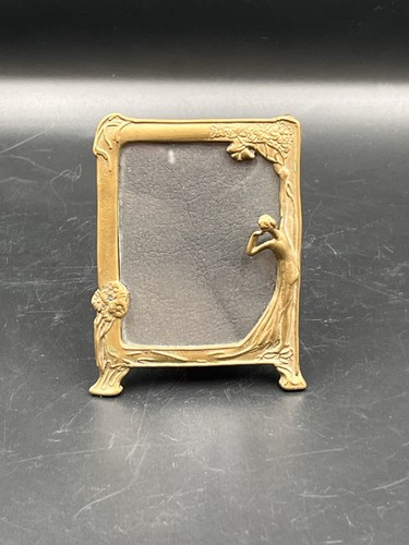 Vintage art nouveau brass - art, 3d