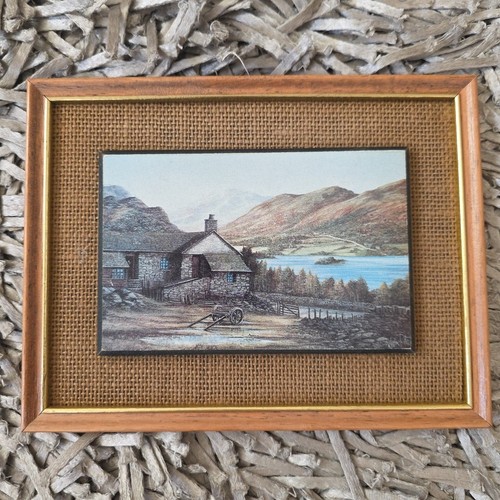 Lakeside cottage kevin - by,