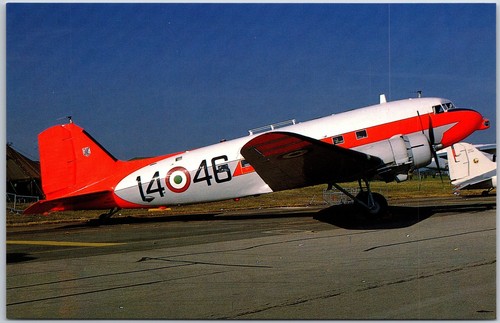 Douglas dakota mm61893 - dakota,
