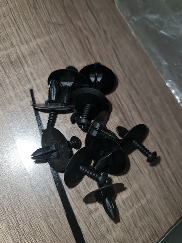 Bonnet sound deadening clips - sound,