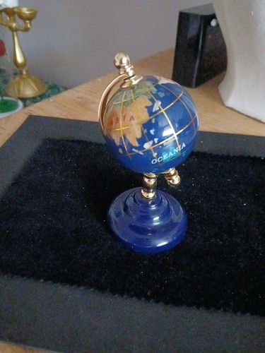 Lampis gemstone globe blue - gemstone,