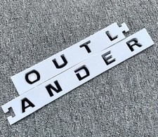 Mitsubishi Outlander Badge