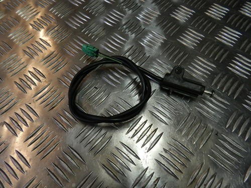 Suzuki gsxr600 srad side - gsxr600,