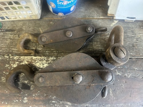 Vintage cast iron pulley - 2, x