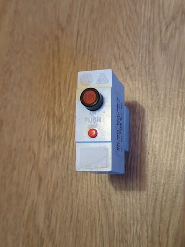 Wylex amp mcb push plug - -,