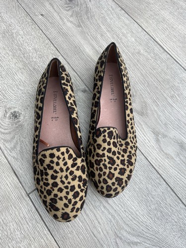 Ladies shoes size worn once - 4,