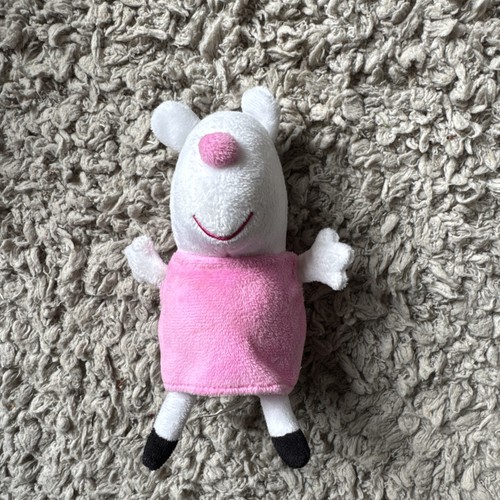 Suzy sheep plush - suzy,