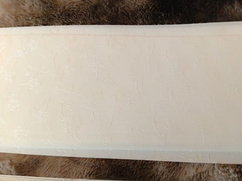 Cream textured 5ins vertical