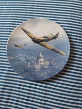 Royal Doulton Spitfire Over St. Pauls Plate Collectible Plate no. 7825A
