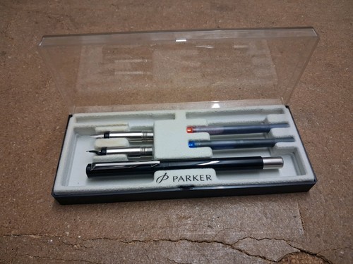 Parker fountain pen - pen, red