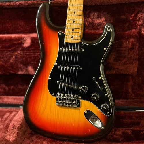 Fender stratocaster 3tone - stratocaster,