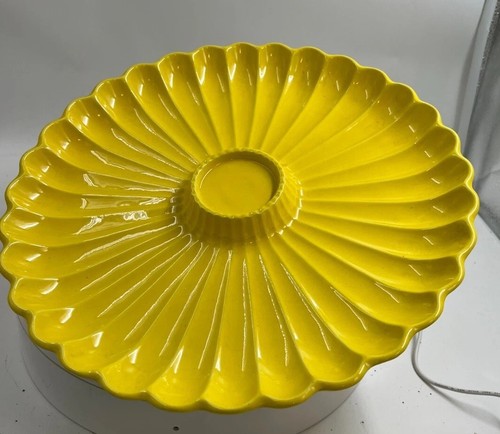 Bright yellow ceramic chip - bright,