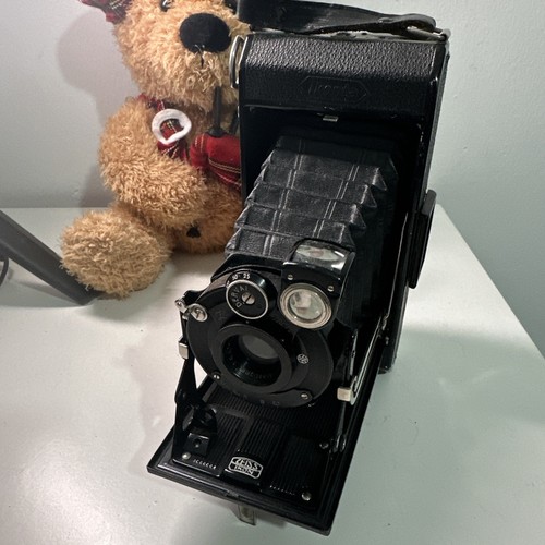 1930s zeiss ikon ikonta 520 - 1930s,