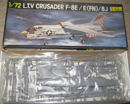 Crusader 8e e 8j - crusader, f-8e/e(fn)/8j