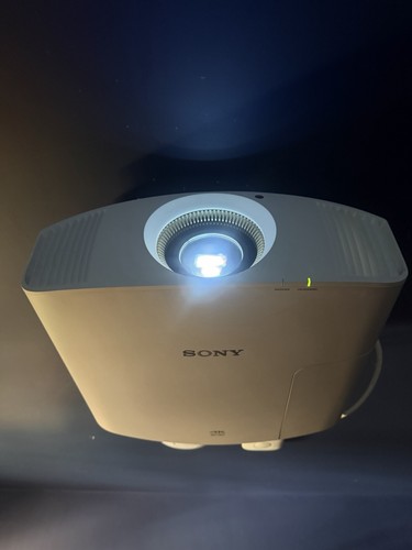 Sony vpl vw520es - sony, sxrd