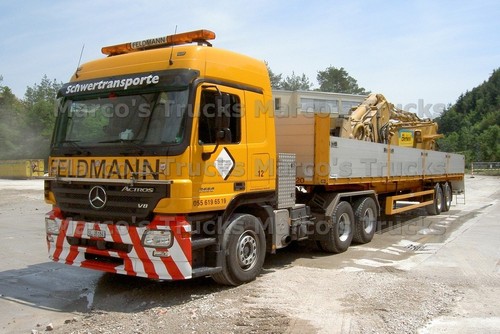 Truck photo mercedes benz - truck,