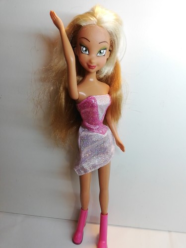 Winx club flora doll - flora,