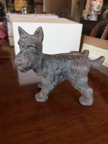 Antique cast iron - scottie, dog