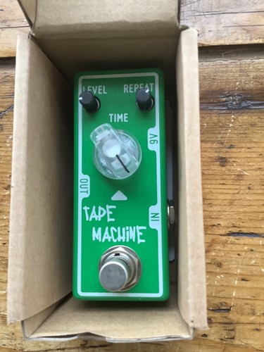 Tone city tape machine - tone, delay