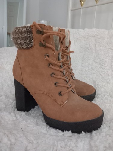 Ladies tan ankle boots size - ankle, 5