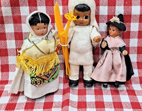 Vintage dolls costume souvenir - vintage,