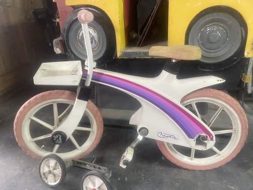 Retro peugeot choupette - peugeot,