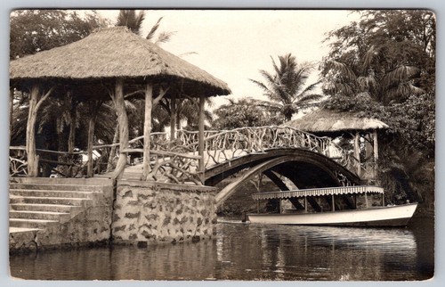 Wooden bridge and - bridge, straw