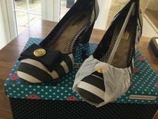 Babycham ladies shoes size 8