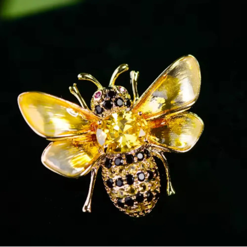 Retro crystal bee gold tone - crystal,