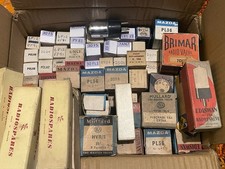 Job lot radio valves - lot, tubes
