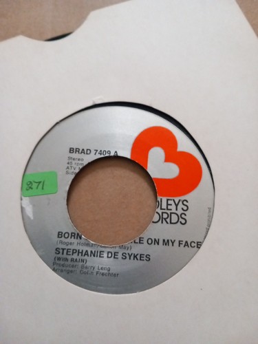 Stephanie sykes born with - stephanie, de