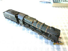 Airfix 00 Gauge-4-6-0 Royal Scot Loco 46100 & Tender in BR Green -Unboxed