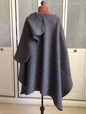 Clothkits Vintage Cape/ Throw