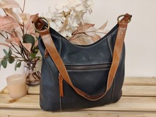 ROWALLAN NAVY & TAN HANDBAG SUPPLE LEATHER SHOULDER BAG WOMENS ZIP UP
