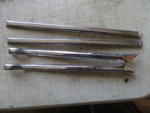 Wolseley 1100 1300 wing trim - 1300,,
