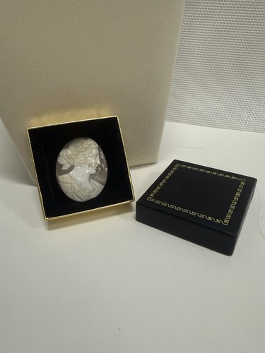 Vintage victorian era carved - victorian,