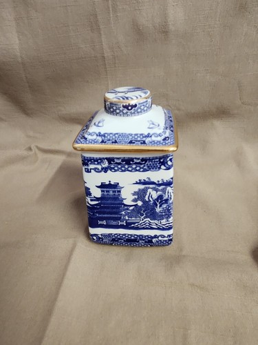 Wade ceramics blue willow - wade,