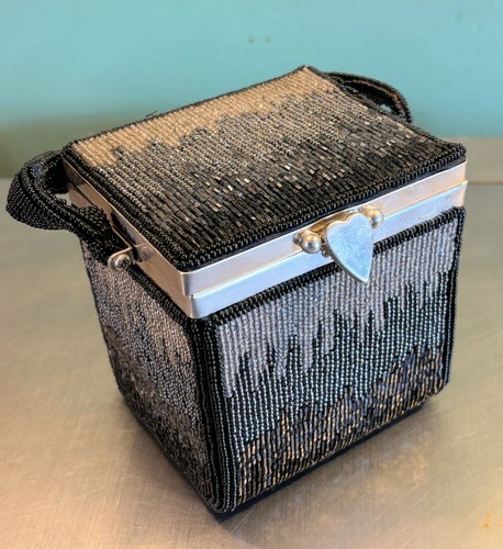 Rare vintage lulu guinness - vintage,