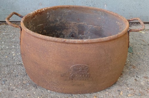 Antique cast iron - iron, gallon